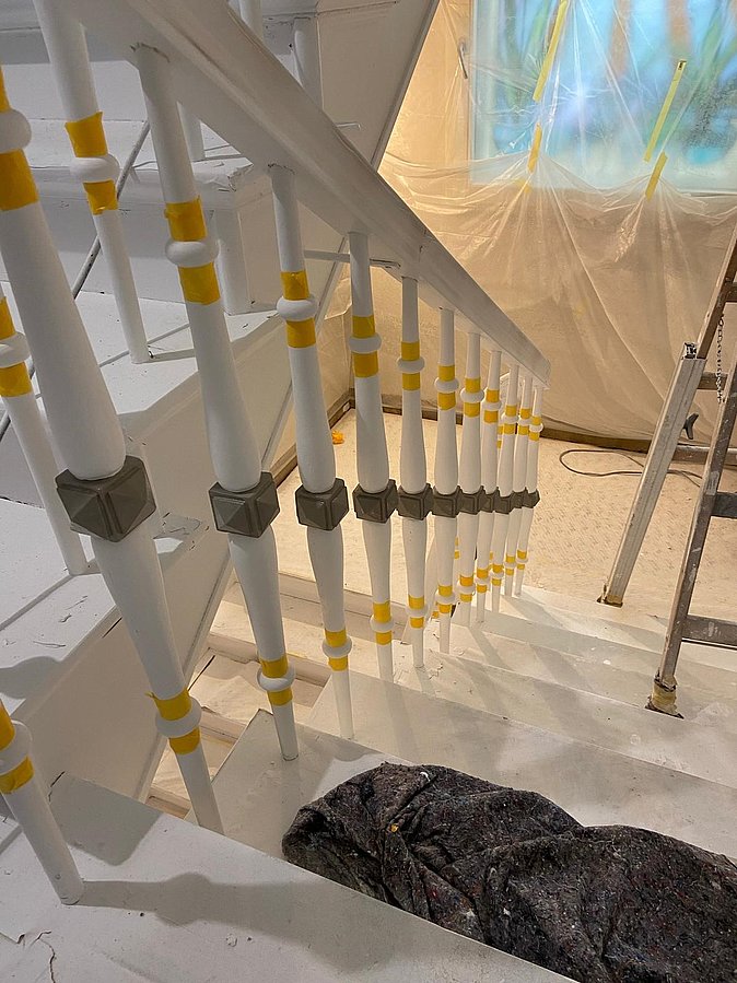 Bild abgeklebte Treppe