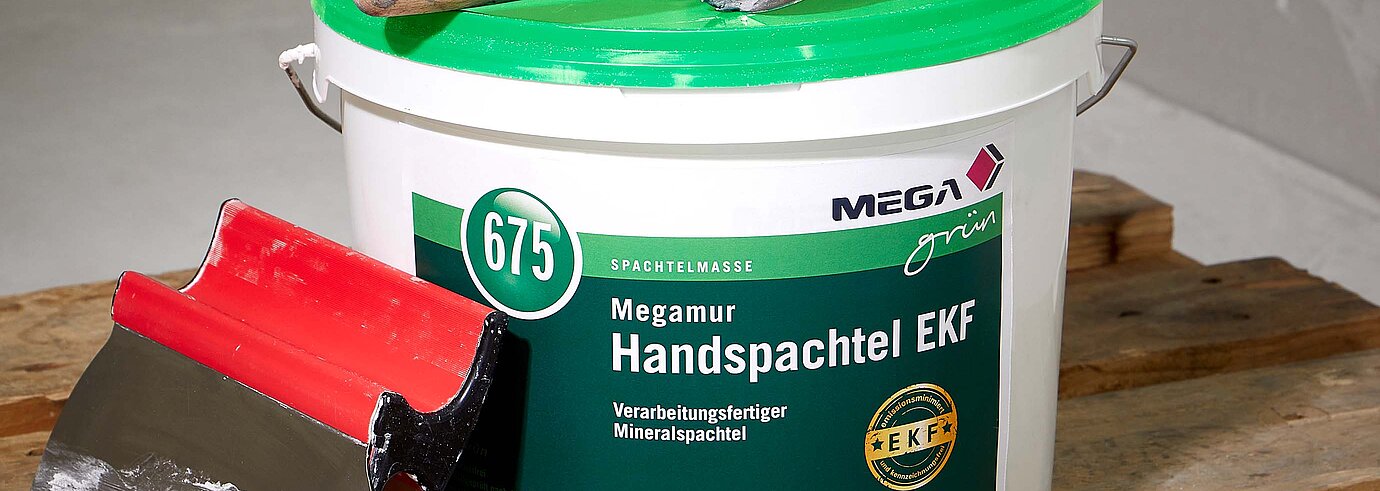 MEGAgrün 675 Handspachtel EKF